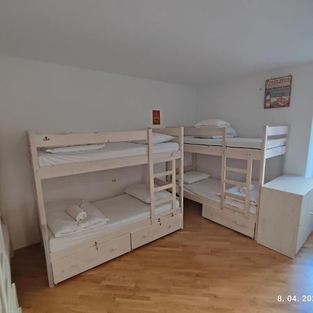 Impact House Split Hostel Εξωτερικό φωτογραφία