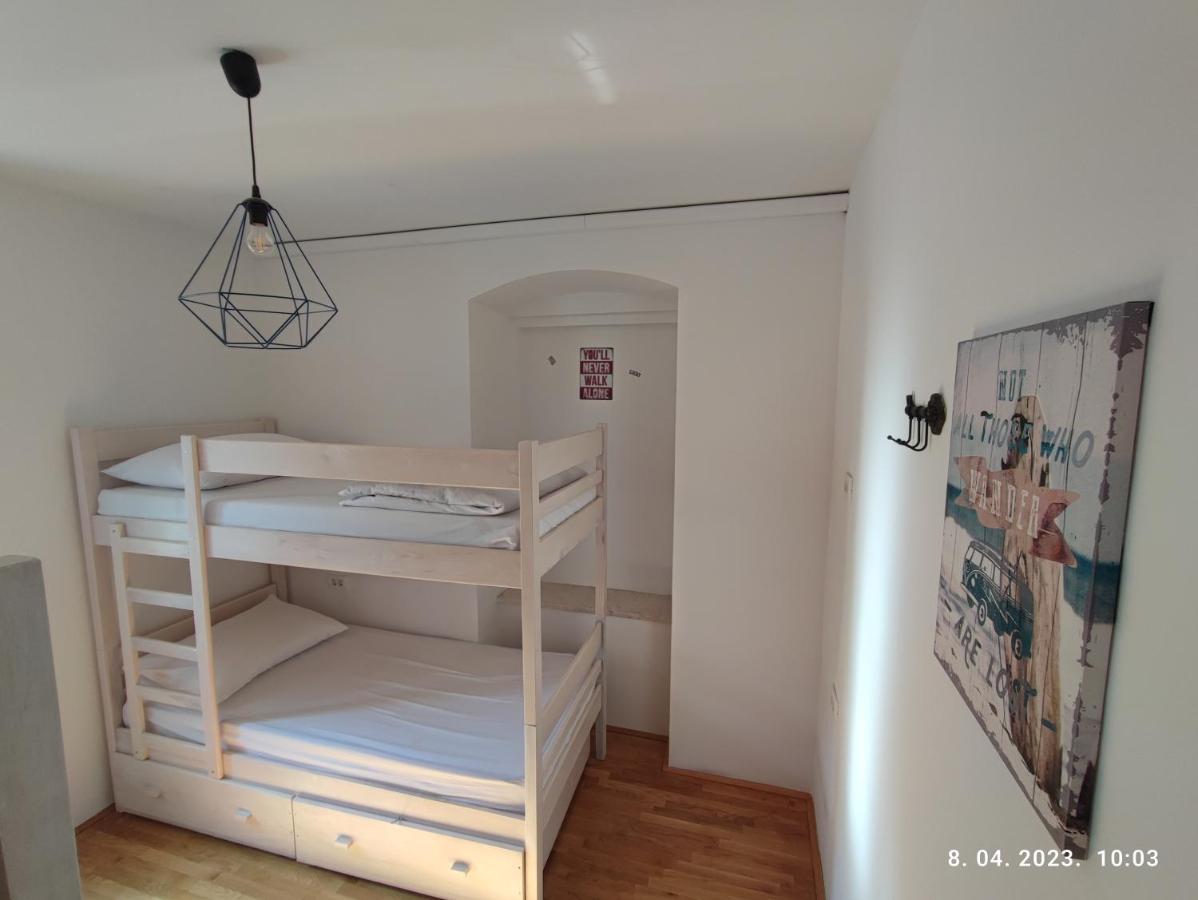 Impact House Split Hostel Εξωτερικό φωτογραφία