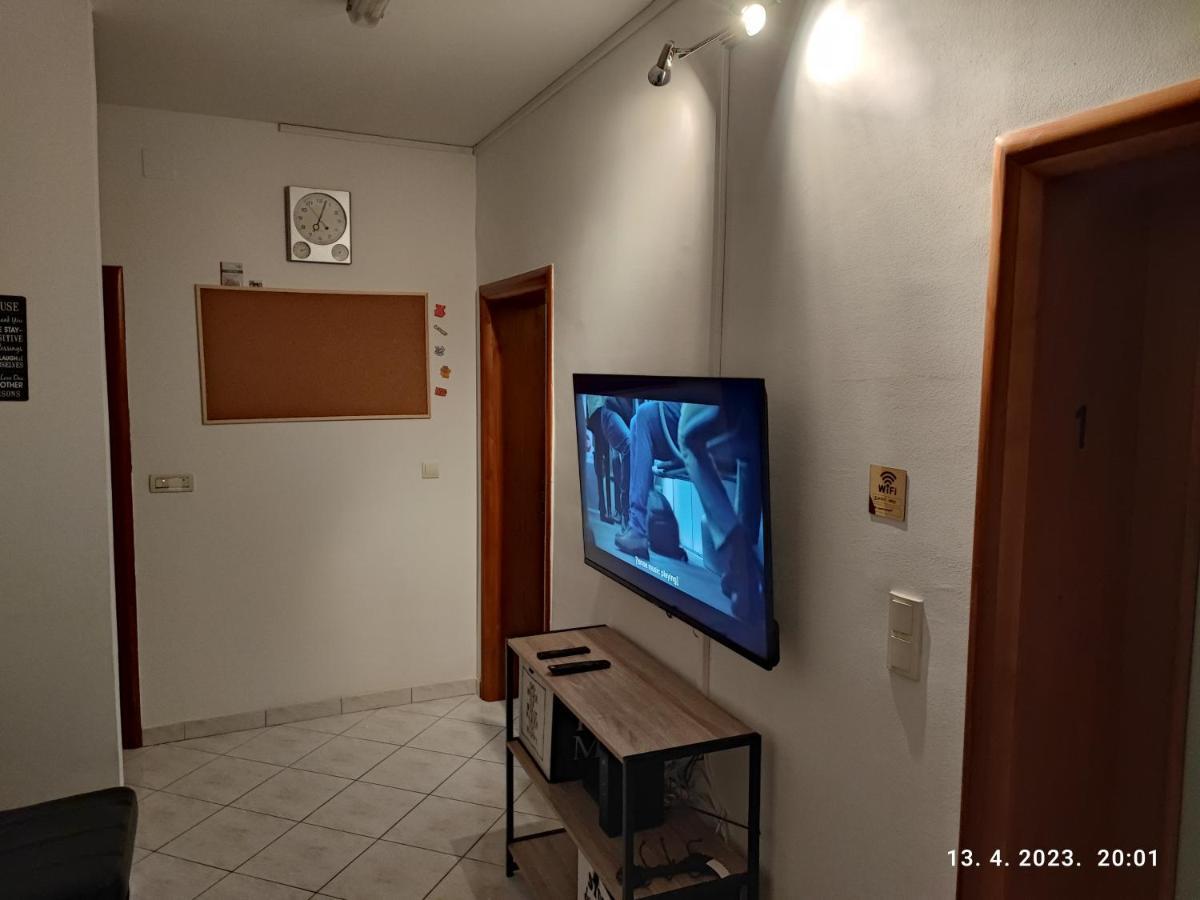 Impact House Split Hostel Εξωτερικό φωτογραφία